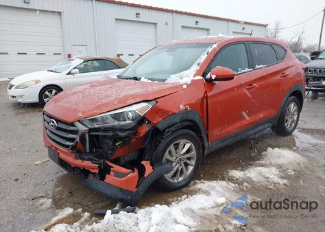 2017 Hyundai Tucson Se z USA, uszkodzony, nr VIN KM8J23A49HU575344